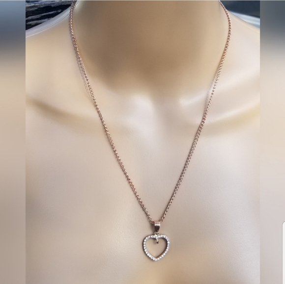 ROSE GOLD CRYSTAL HEART PENDANT NECKLACE - Picture 1 of 4
